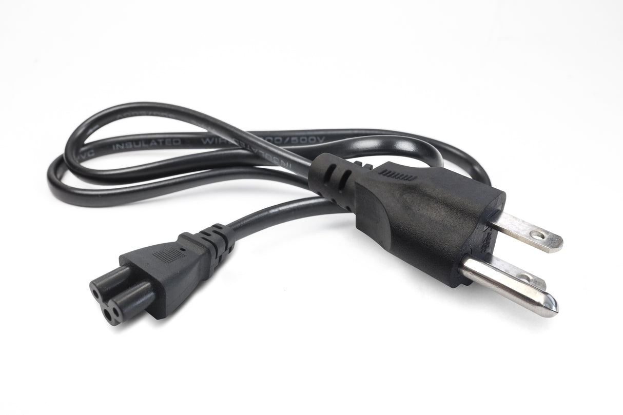 Xtech XTC-120 cable de alimentación Negro 1.8 m Acoplador C5 NEMA 5-15P, 110 - 250 V
