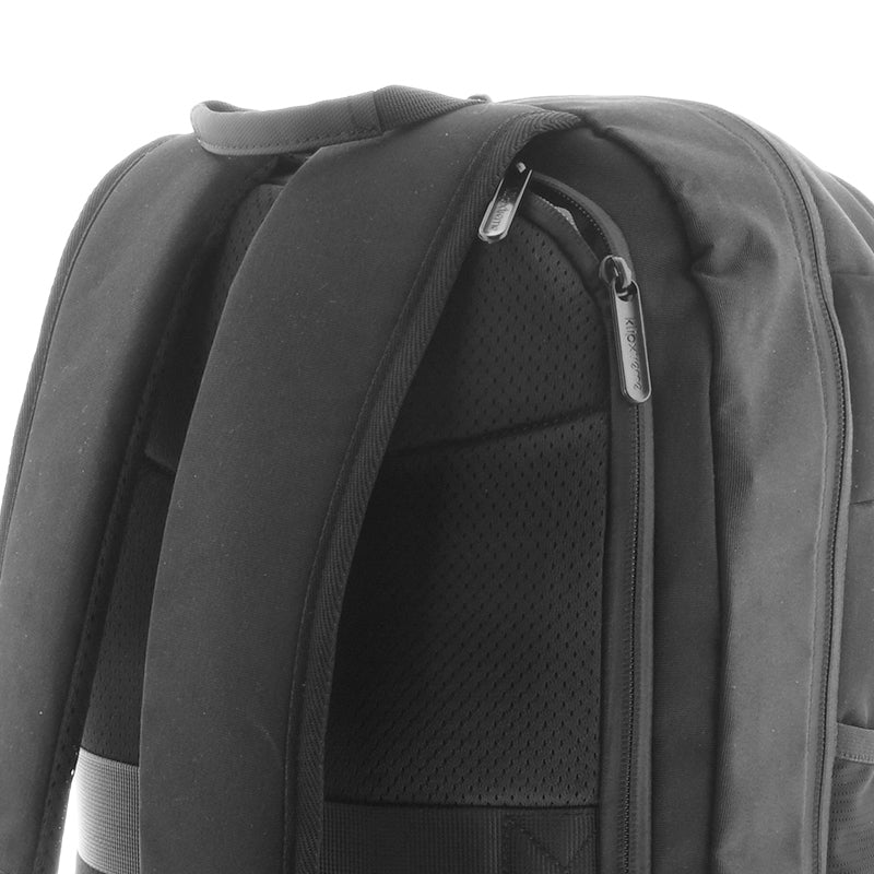 Klip Xtreme Pioneer 40.6 cm (16") Mochila Negro, 840 g, KNB-583 | Maletines para laptops