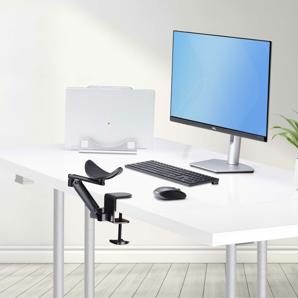StarTech.com Apoyabrazos Ajustable para Escritorio de Oficina - Reposabrazos de Rotación de 360 Grados - Instalación con Mordaza - sin Perforaciones - Ergonómico - Negro Computadora Reposabrazos Negro Aluminio, Plástico, Acero 5 - 70 mm