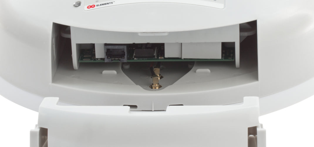 SBX-XL-2-14, Antena 2.4Ghz 14dbi  30° y Gabinete para alojar AP