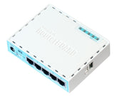 RB750Gr3, RB 5 EthGb 256MB RAM 880Mhz CPU LN4