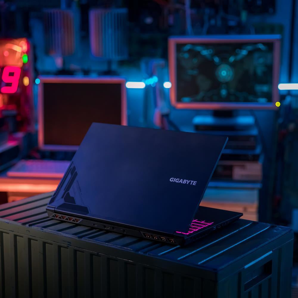 GIGABYTE G5 KF5-G3US353SH Laptop Portátil Negro Concha Juego