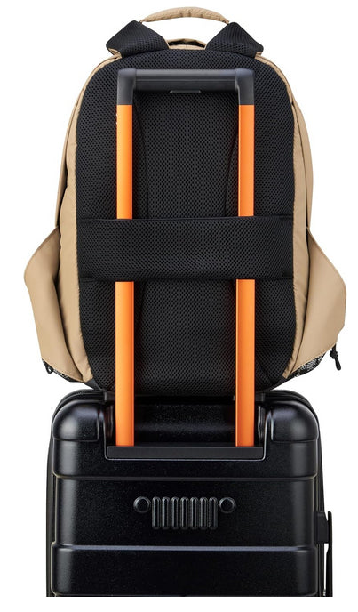 Jeep J0274560005 maletín para laptop 39.6 cm (15.6") Mochila Beige, Negro