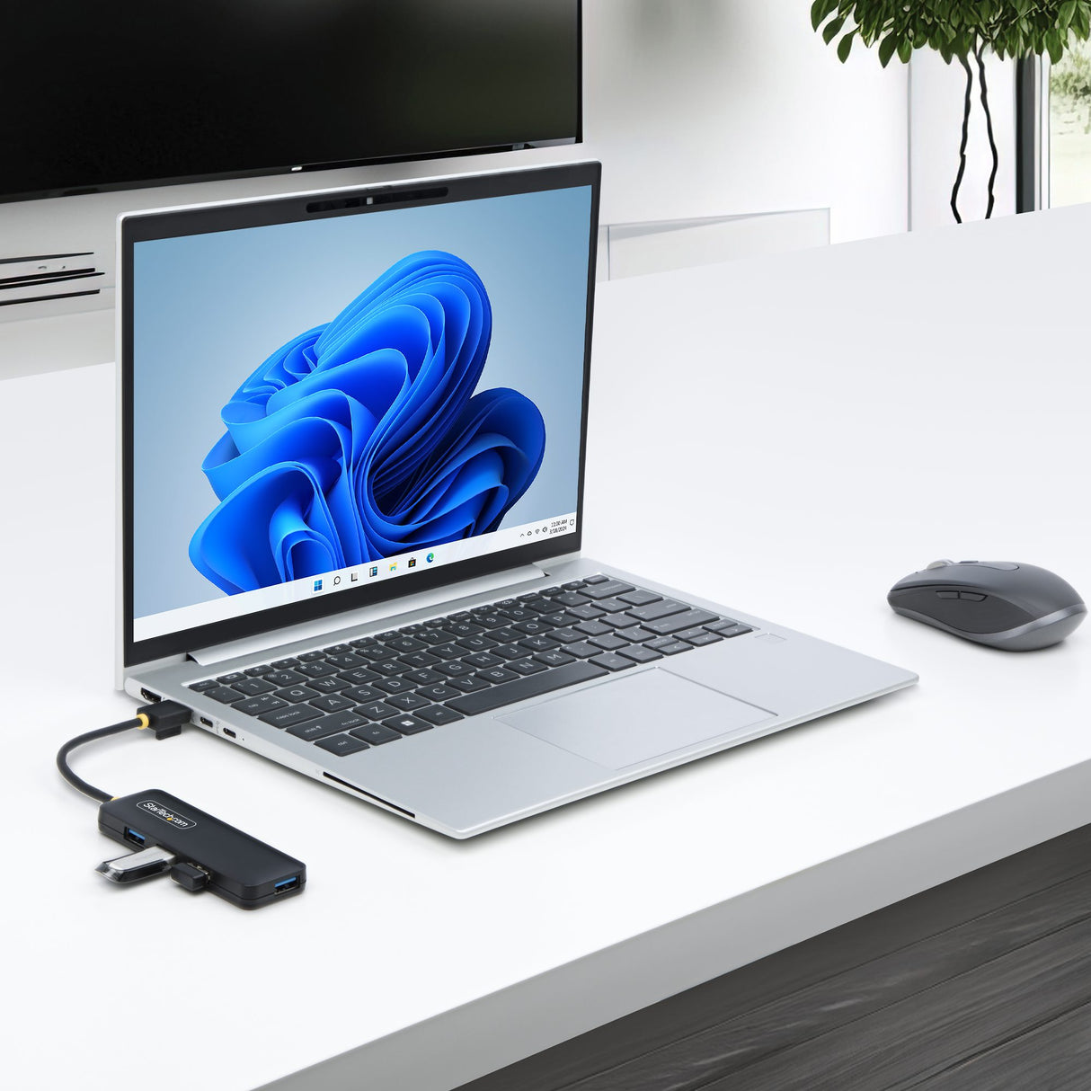 StarTech.com Hub USB-A de 4 Puertos - Ladrón USB de 4 Puertos - Alimentado por el Bus - USB 3.0 de 5Gbps - Hub Portátil