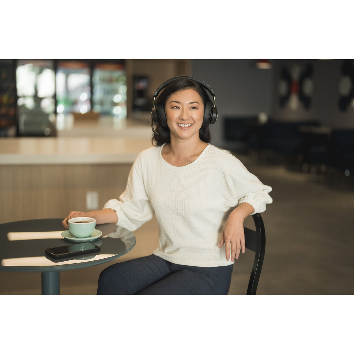 Kensington Auriculares Bluetooth circumaurales H3000 Auriculares Inalámbrico Si Supraaural Si