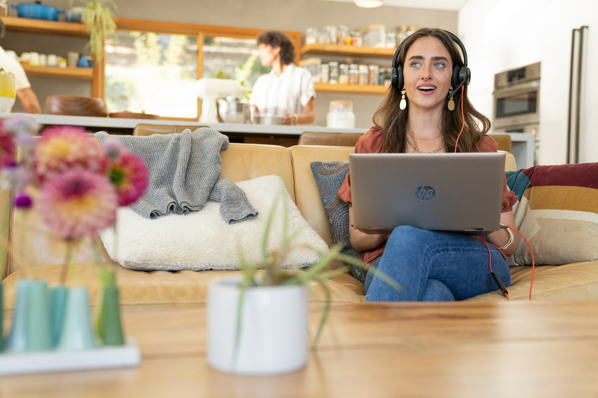 HP Poly Auriculares Poly Blackwire 8225 USB-A con certificación para Microsoft Teams Auriculares Auriculares Diadema Oficina/Centro de llamadas Binaural