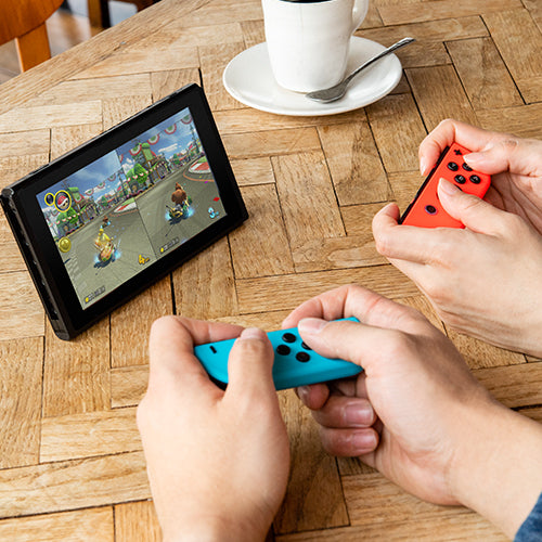 Nintendo Switch V2 2019 videoconsola portátil 15.8 cm (6.2") 32 GB Pantalla táctil Wifi Negro, Azul, Rojo, Analógico/Dig
