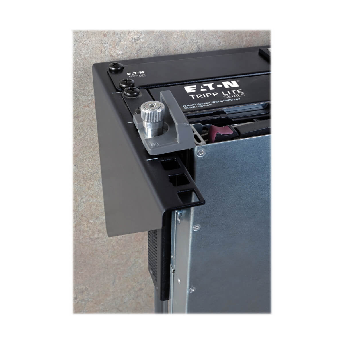 Tripp Lite SRWALLBRKT4U Soporte de Rack de 4U SmartRack para Instalación Vertical en Pared, Placa de montaje, Acero, Neg