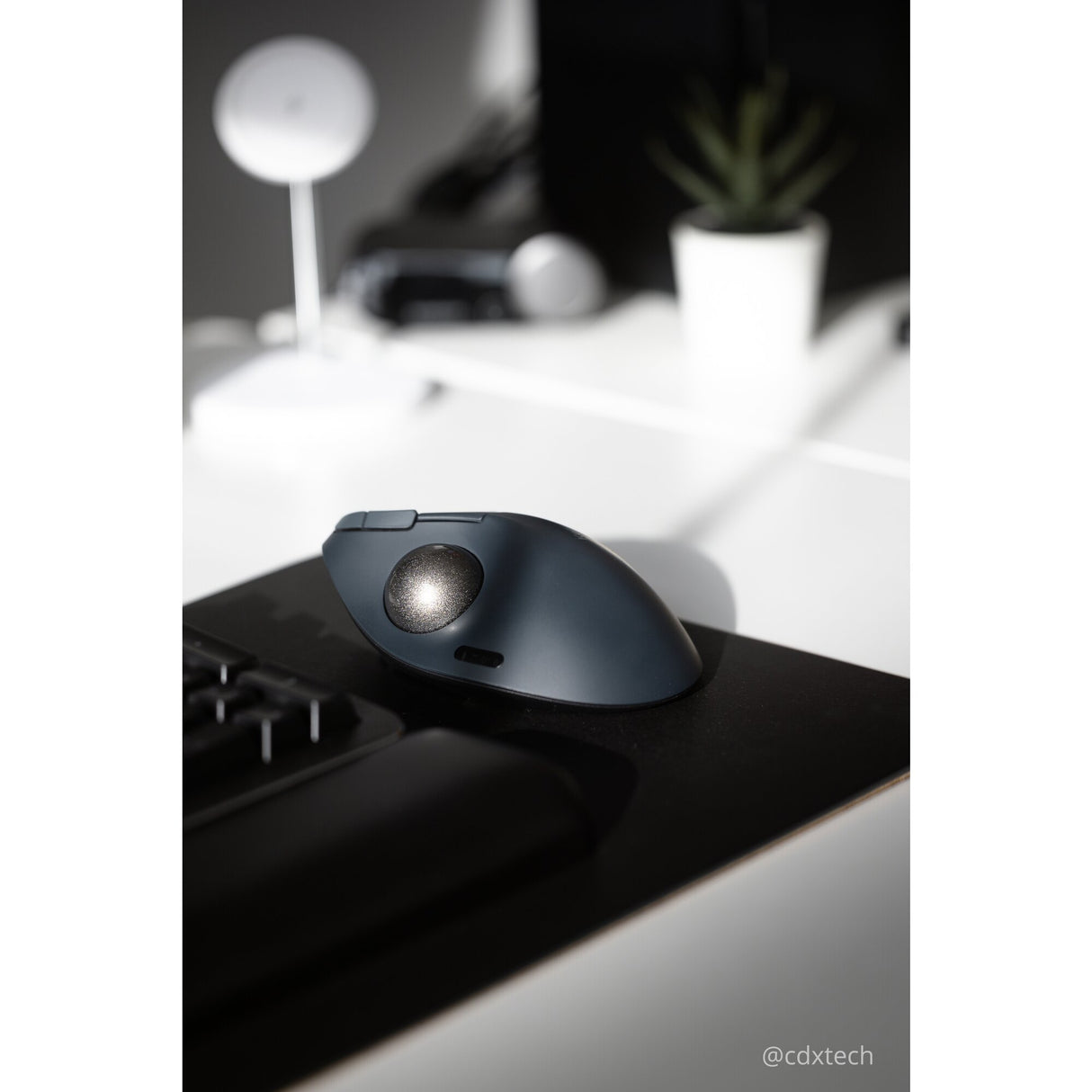 Kensington Trackball Pro Fit Ergo TB550 Ratón Inalámbrico RF Wireless + Bluetooth Si 3,4 mm
