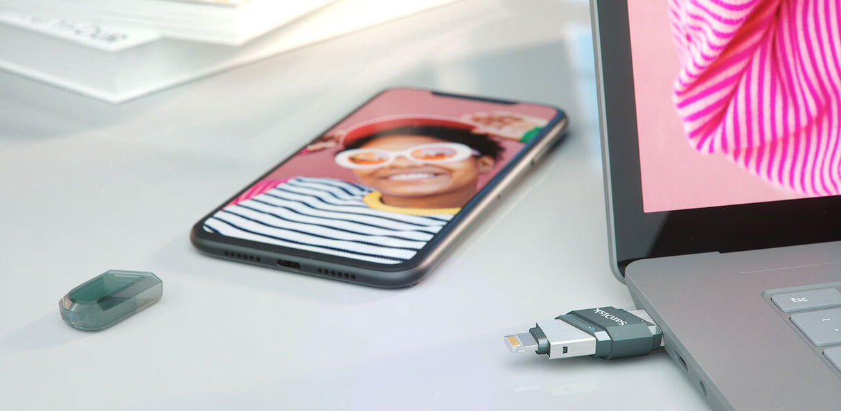 SanDisk iXpand Flash Drive Flip unidad flash USB 128 GB USB Type-A / Lightning 3.2 Gen 1 (3.1 Gen 1) Gris, Plata, Transp