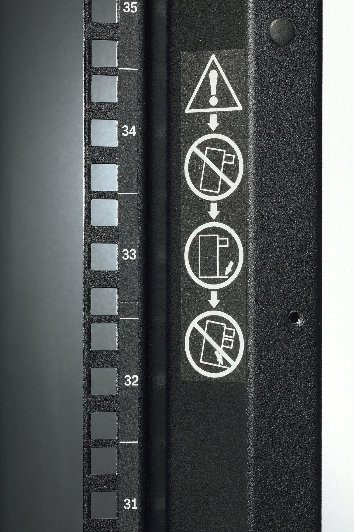 APC AR3100 Rack 42U Rack o bastidor independiente 1701 kg 1020,6 kg