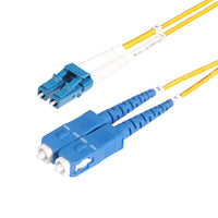StarTech.com Cable de Fibra Óptica LC a SC (UPC) OS2 Monomodo 9/125µm 100G LSZH Dúplex de 1m - Low Insertion Loss - Resi