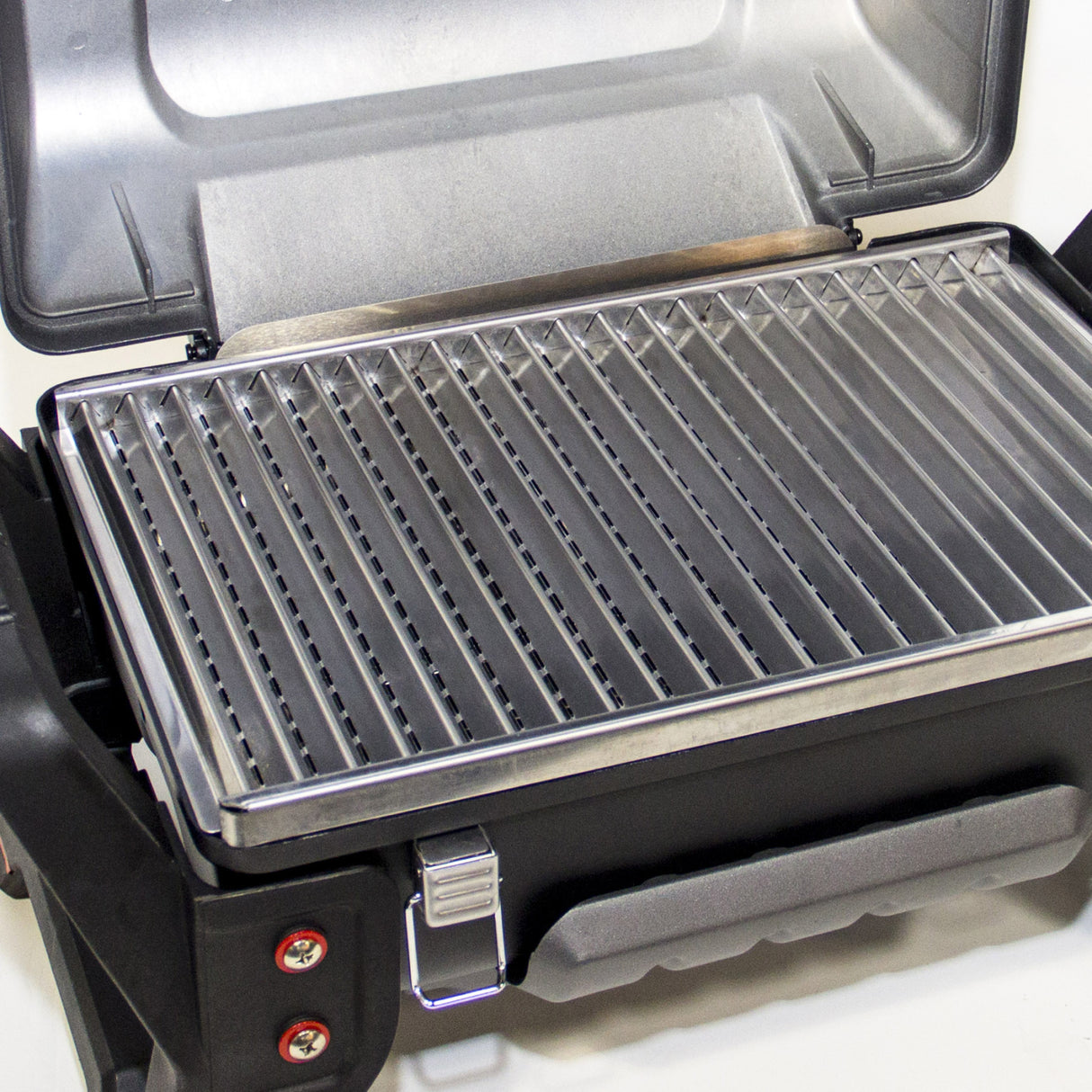 ASADOR DE GAS PORTATIL CHAR-BROIL X200 TRU-INFRARED LP