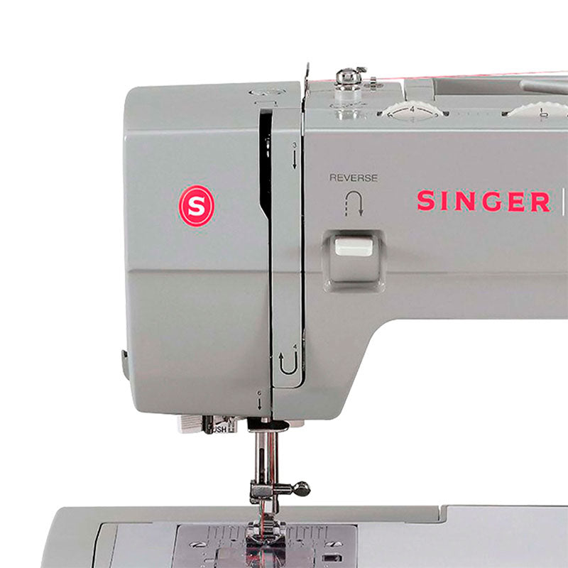 SINGER MAQUINA DE COSER C240 FEATHERWEIGHT, 70 PUNTADAS, ELECTRÓNICA,200 BORDADOS, BLANCA