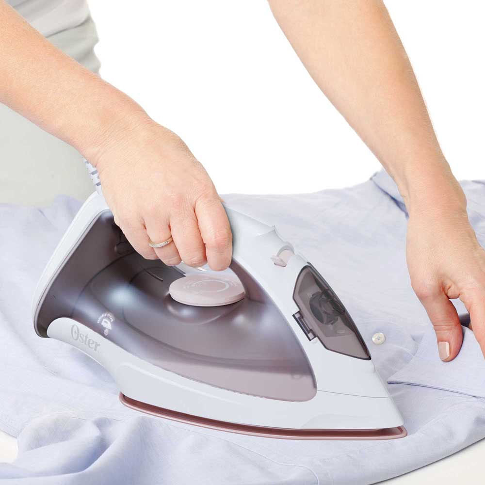 Oster GCSTBS3801 plancha Plancha a vapor Suela antiadherente Blanco, Rojo, 180°, Giratorio