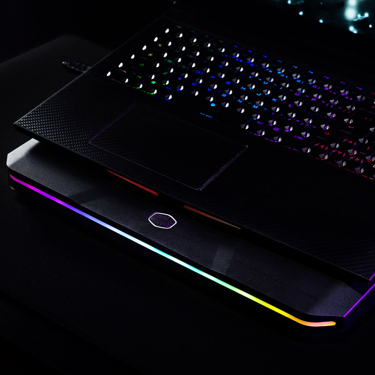Cooler Master NotePal X150 Spectrum enfriador para laptop 43.2 cm (17") 1000 RPM Negro, 1 pieza(s), 57 cfm