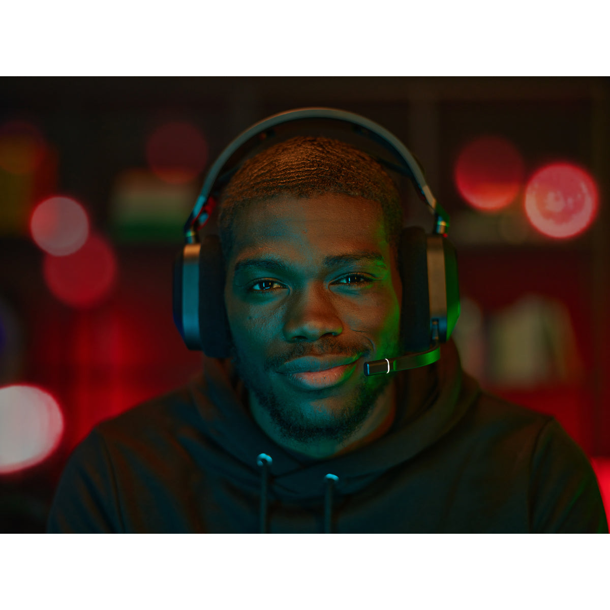 Corsair HS80 RGB WIRELESS Auriculares Inalámbrico y alámbrico Diadema Juego Carbono