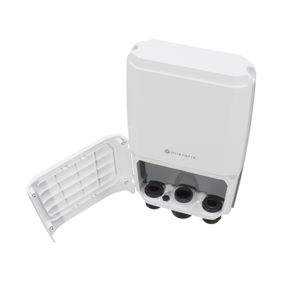 CRS504-4XQ-OUT, Switch exteriores CPU 650MHz, 128MB RAM, 1 Eth 10/100, 4 QSFP28 100G, CD jack y 802.3bt PoE-in, RouterOS