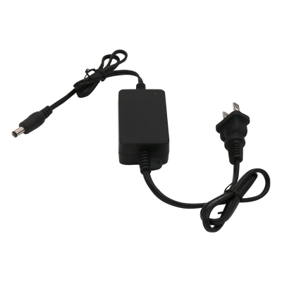 P5DC1AZK - Fuente de Poder Regulada / 5 Vcc / 1A / Entrada 100-240 Vca / 5W / Certificaciones UL, CE, GS / Plug 5.5x2.5 mm