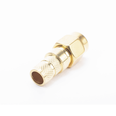 TT-SM-0022 - Conector SMA Macho Inverso / Anillo Plegable / Cables RG-8/X, LMR-240, Belden 9258 / Cuerpo Bronce Oro / Aislante Teflón