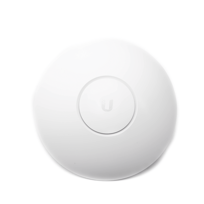 UAP-XG - Access Point UniFi 3 Quad-radio MU-MIMO4x4 802.11ac Wave 2 con radio dedicado para seguridad WIPS contra intrusos, hasta 1500 usuarios concurrentes