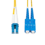 StarTech.com Cable de Fibra Óptica LC a SC (UPC) OS2 Monomodo 9/125µm 100G LSZH Dúplex de 30m - Low Insertion Loss - Res