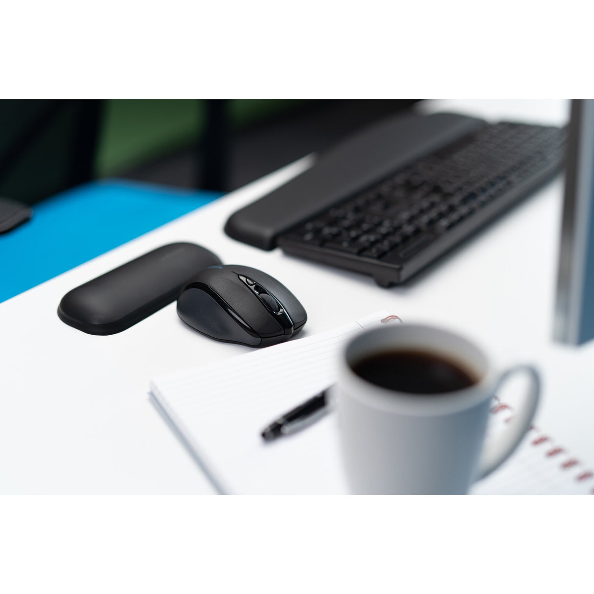 Kensington Reposamuñecas ErgoSoft para ratones estándar Accesorio Ergonómico Negro 1,52 g 1,52 g 16,3 mm