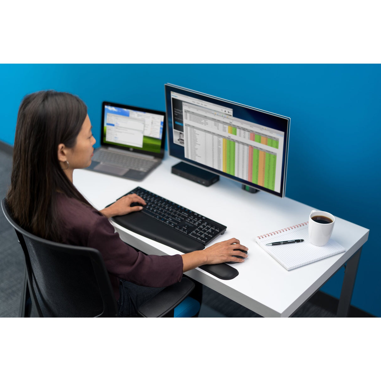 Kensington Reposamuñecas ErgoSoft para teclados estándar Accesorio Ergonómico