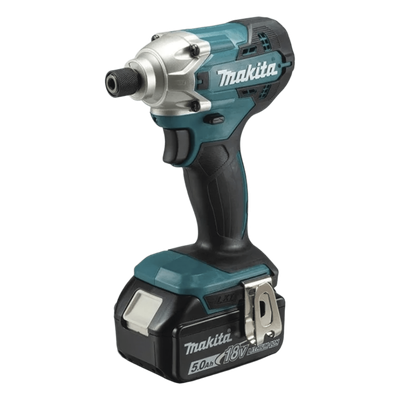 DTD156SYE - Atornillador de Impacto / 18V / 0-3000 IPM / 155 Nm / 2 Baterías 1.5 Ah / Freno Eléctrico / 143 mm (5-5/8")