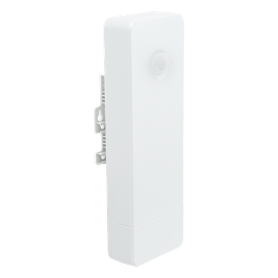 FORCE-130 - Suscriptor Inalámbrico / 5 GHz / MIMO 2x2 / 140 Mbps / Antena Integrada 14 dBi / Alcance 3 km (1.86 mi) / IP55