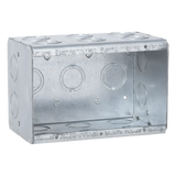HUB-697 - Caja Multigang / 3 Gangs / 3.5 in Profundidad / 19 Entradas 1/2-3/4 in / 67.3 in³ Capacidad