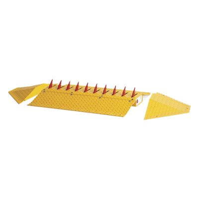 1610-088 - Picos poncha llantas autónomo con biseles laterales / No requiere barrera vehicular / Para delimintar dirección de tráfico vehicular / Compatible con 1601-088 / Mide 90cm (3ft) / Fácil instalación de sobreponer