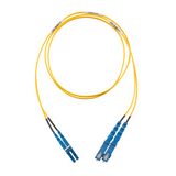 F92ERLNSNSNM015 - Jumper de Fibra Óptica / Monomodo OS2 9/125 / LC-SC Duplex / OFNR Riser / 15 m (49.21 pies) / Amarillo
