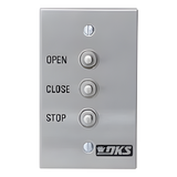 1200-007 - Botonera triple compatible con motores para portones abatibles y corredizos Doorking / Uso en interiores / Fácil instalación en caja estándar