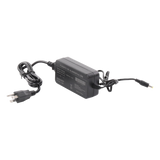 P12DC5A - Fuente de Poder / 12 VCC / 5 A / Entrada Universal 100-240 VCA / Cables 0.5 m (1.64 ft) / Rango Térmico -20°C a 45°C