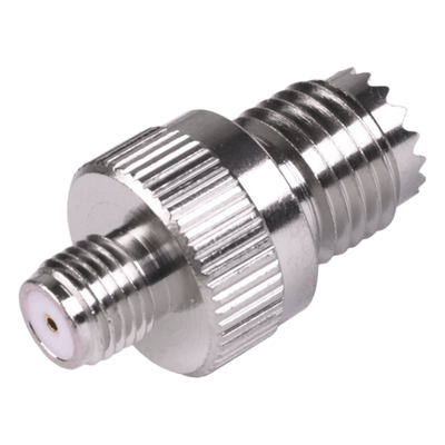 RFU-642 - Adaptador RF Coaxial / Mini-UHF Hembra a SMA Hembra / Montaje en Línea / Cuerpo Bronce Niquelado / Contacto Oro / Aislante Teflón