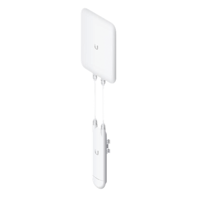 UAP-AC-M-SEC - Access Point UniFi MESH con antena sectorial de 90° 802.11ac MIMO 2X2, hasta 100 usuarios.