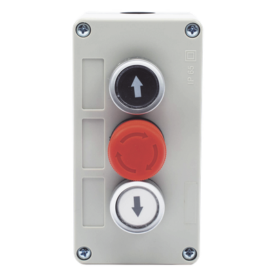 XBS-SW-03 - Botonera Triple / Botón Stop Enclavado / 24 VCC / IP40 / 68 x 131 x 51 mm / -20 a 50 °C
