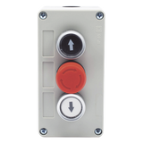 XBS-SW-03 - Botonera Triple / Botón Stop Enclavado / 24 VCC / IP40 / 68 x 131 x 51 mm / -20 a 50 °C