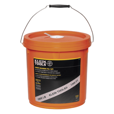 50131 - Cinta de Tracción Plana Prelubricada / 396 m (1300 pies) / Resistencia 816 kg / Cubeta con Tapa
