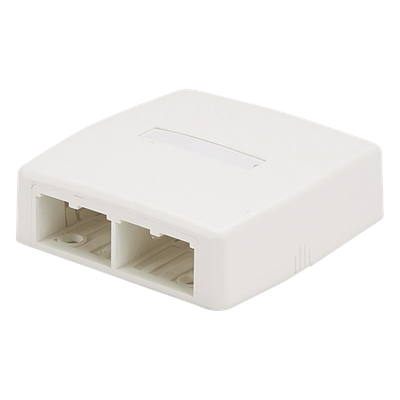 CBXQ4WH-A - Caja de Montaje en Superficie / 4 Puertos Mini-Com / ABS / 3.75 x 1.18 x 3.70 in / Blanco