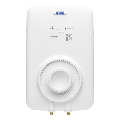 UMA-D - Antena sectorial simétrica UniFi, doble banda con apertura de 90° en 2.4 GHz (10 dBi) y 45° en 5 GHz (15dBi)