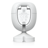 UVC-G6-INS-W - Cámara IP Wi-Fi / 4K 8 Megapixel / Sensor 1/1.8" / IR 6 m (19.7 ft) / Audio Bidireccional / IPX5 / Reconocimiento Facial y de Matrícula