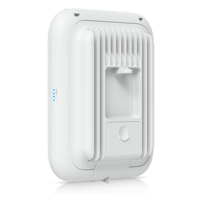 U7-PRO-OUTDOOR - Punto de Acceso Wi-Fi 7 / Doble Banda / 6 Transmisiones Espaciales / Cobertura 465 m² (5000 ft²) / 300 Usuarios / 2.5 GbE / IP67