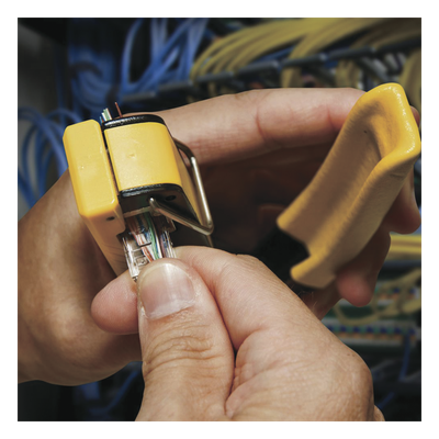 VDV226-005 - Ponchadora para Conectores Pass-Thru RJ45 / CAT5e/CAT6/6A / 8 Posiciones 4 Pares / Diseño Compacto 277 g