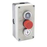 XBS-SW-03 - Botonera Triple / Botón Stop Enclavado / 24 VCC / IP40 / 68 x 131 x 51 mm / -20 a 50 °C