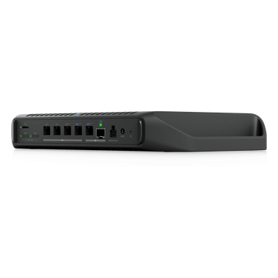 UCG-INDUSTRIAL - Cloud Gateway Industrial / Wi-Fi 7 Integrado / Puertos 10 GbE y 2.5 GbE / SFP+ / PoE+++ 90W / 350W Total / Sin Ventilador / -30 a 50 °C (-22 a 122 °F)