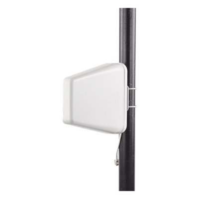 314-411 - Antena Direccional de Banda Ancha de Alto Desempeño, 698-960 MHz / 1695-2700 MHz, conector N hembra. 50 Ohm de impedancia.