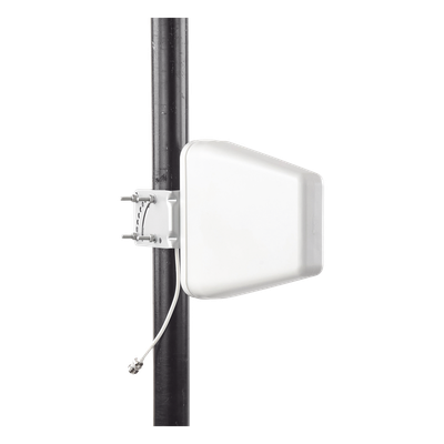 314-411 - Antena Direccional de Banda Ancha de Alto Desempeño, 698-960 MHz / 1695-2700 MHz, conector N hembra. 50 Ohm de impedancia.
