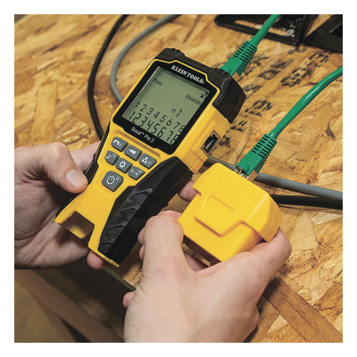 VDV-501-852 - Probador de Cables / Coaxial, Voz, Datos y Video / Longitud 610 m (2001 ft) / 18 Puntos de Desconexión / POE y Voltaje / LCD Retroiluminada